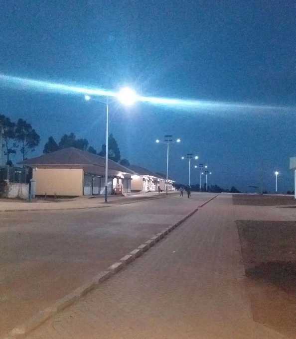 那曲市非洲科特迪瓦太阳能路灯工程